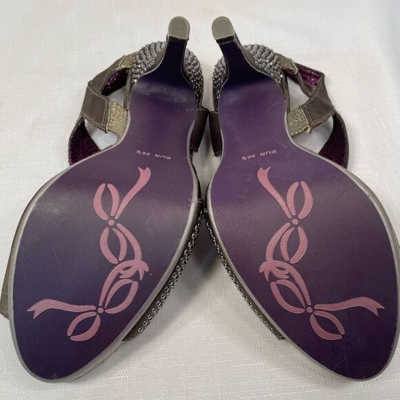 Gray Sandals 4.5” Heels with Rhinestone Detailing size 36.5 NWOT - Picture 7 of 7